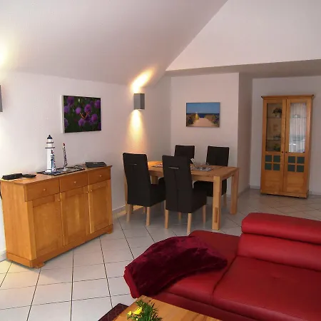 Residenz Waldhaus, Ferienwohnung 33 * Zempin